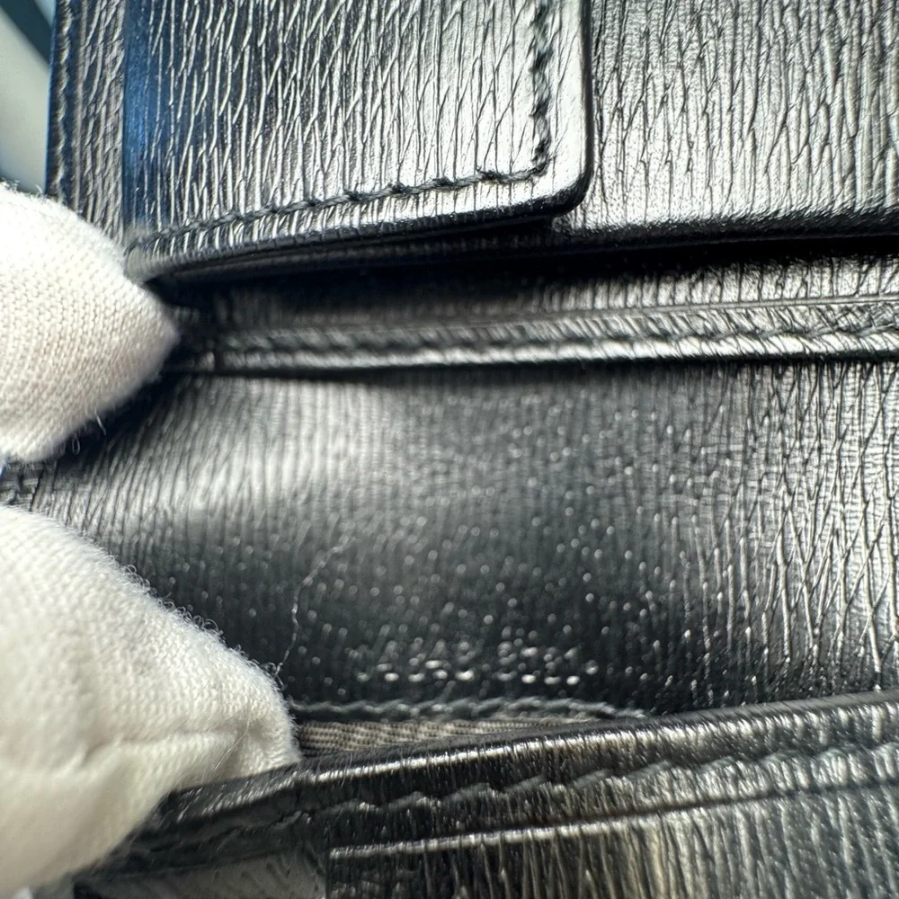 Gucci Black Leather Men’s BiFold Wallet